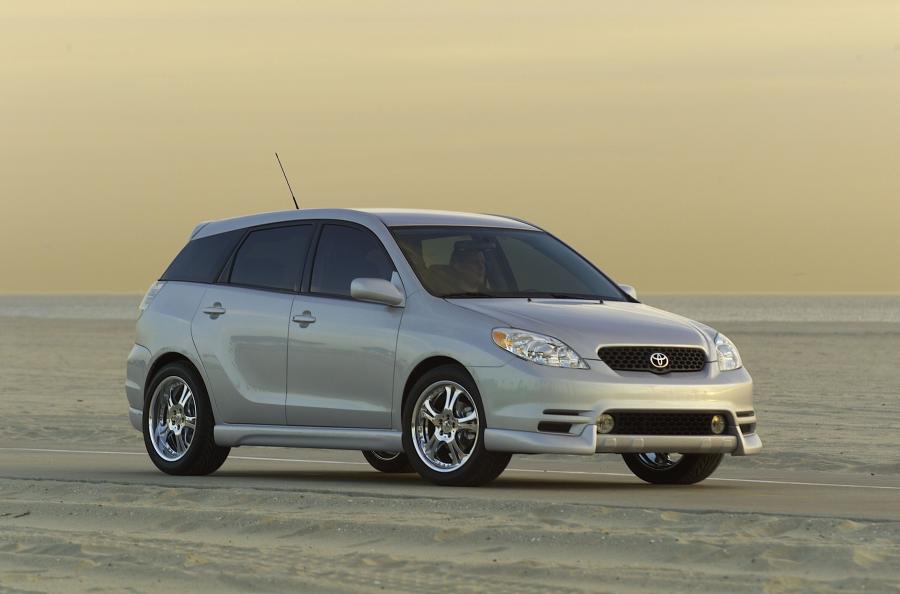  Toyota Corolla Matrix Concept (E130) 2001 года  (фото 1 из 34)